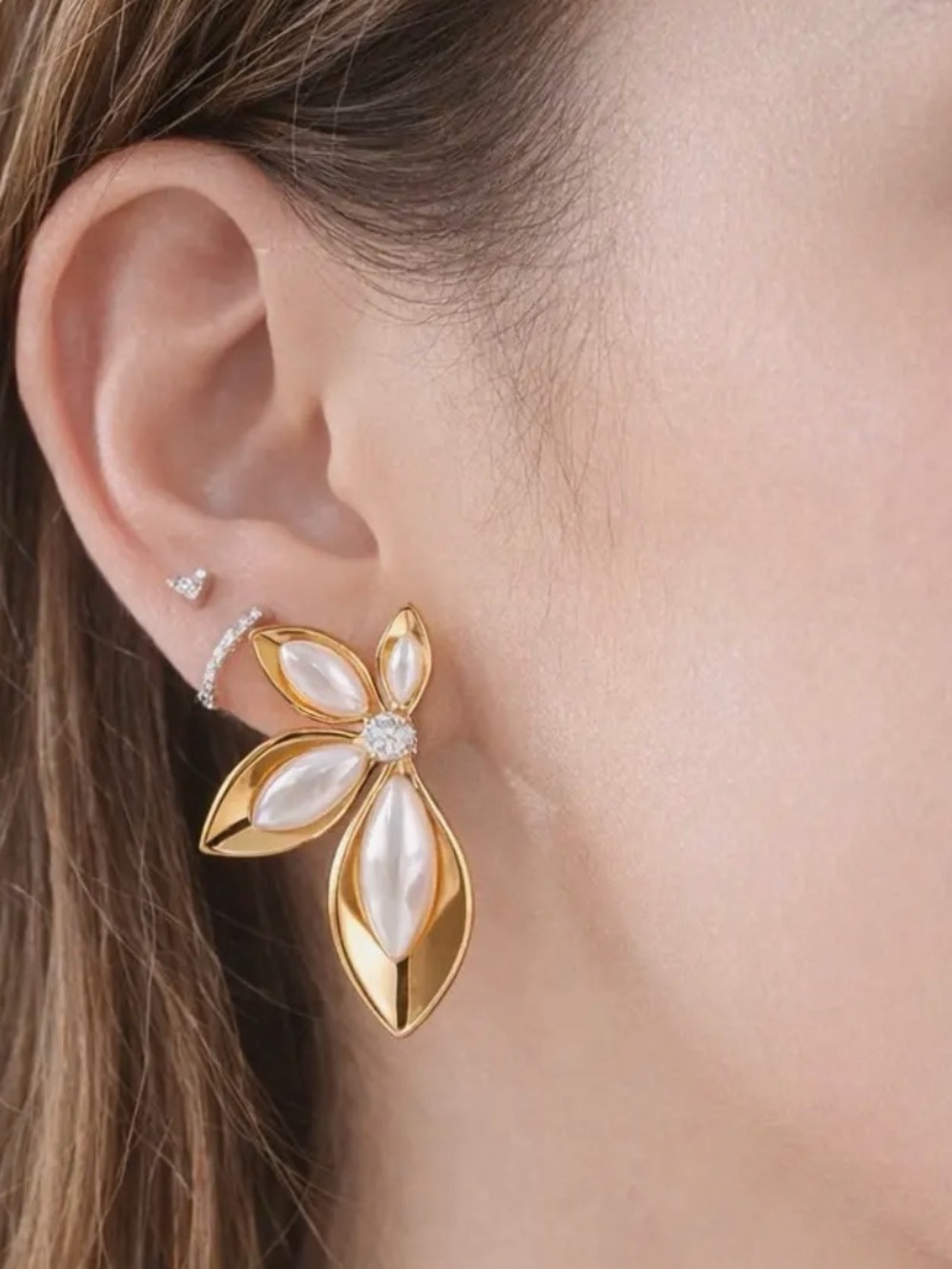Gold Half Flower Pearl Earrings (7566)